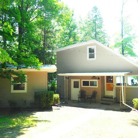 Cavalier Cottage - Private Lakefront W Kayaks!